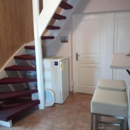 Budai Vam Apartmanhaz ペーチ エクステリア 写真