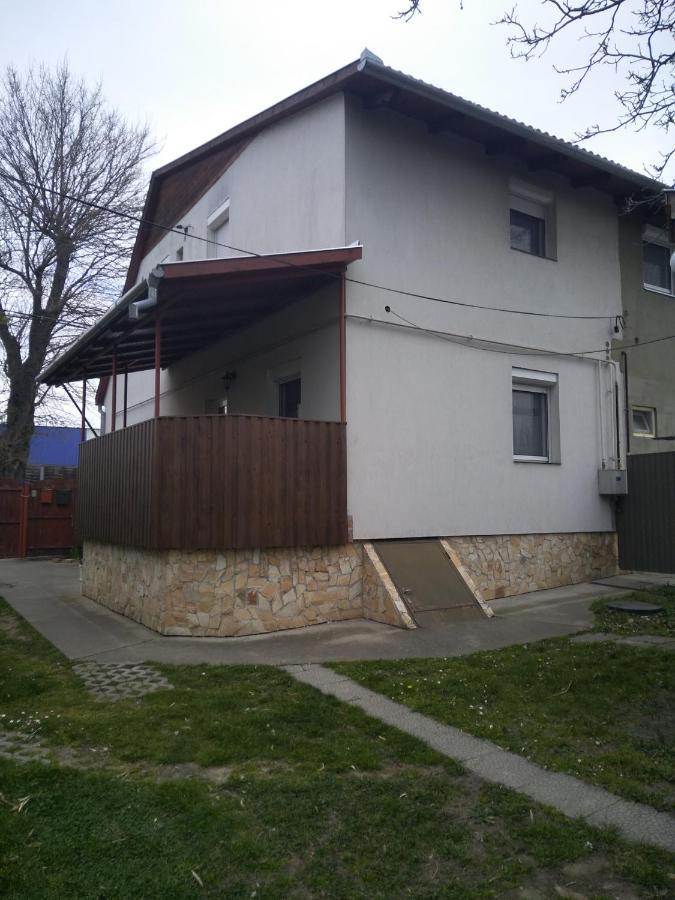 Budai Vam Apartmanhaz ペーチ エクステリア 写真