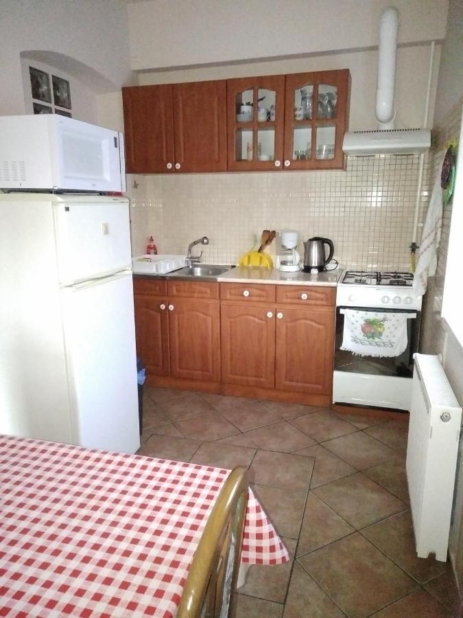 Budai Vam Apartmanhaz ペーチ エクステリア 写真