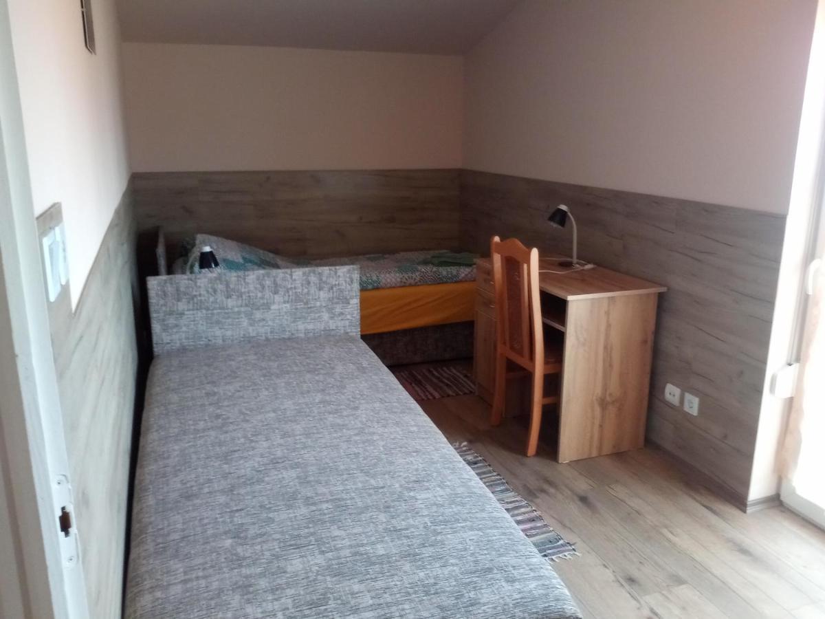 Budai Vam Apartmanhaz ペーチ エクステリア 写真
