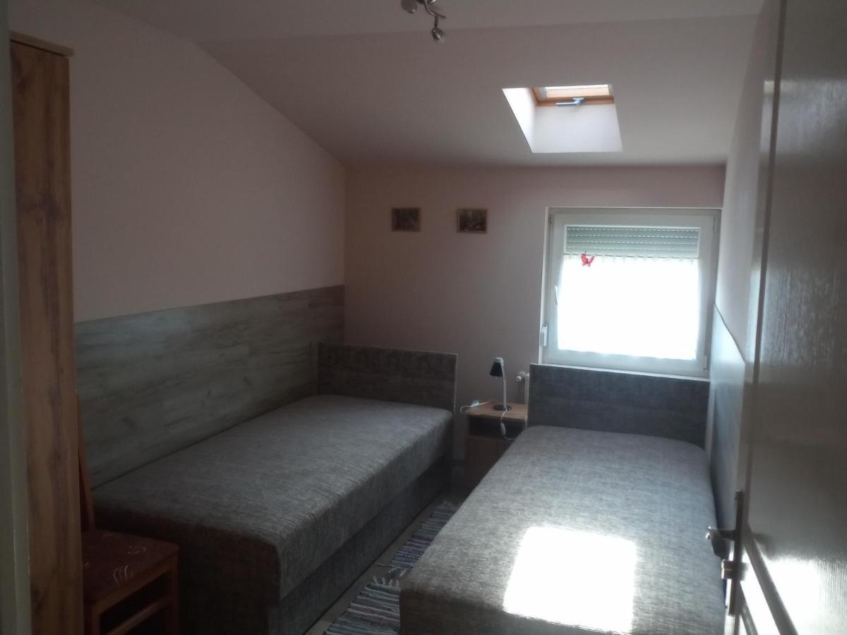 Budai Vam Apartmanhaz ペーチ エクステリア 写真