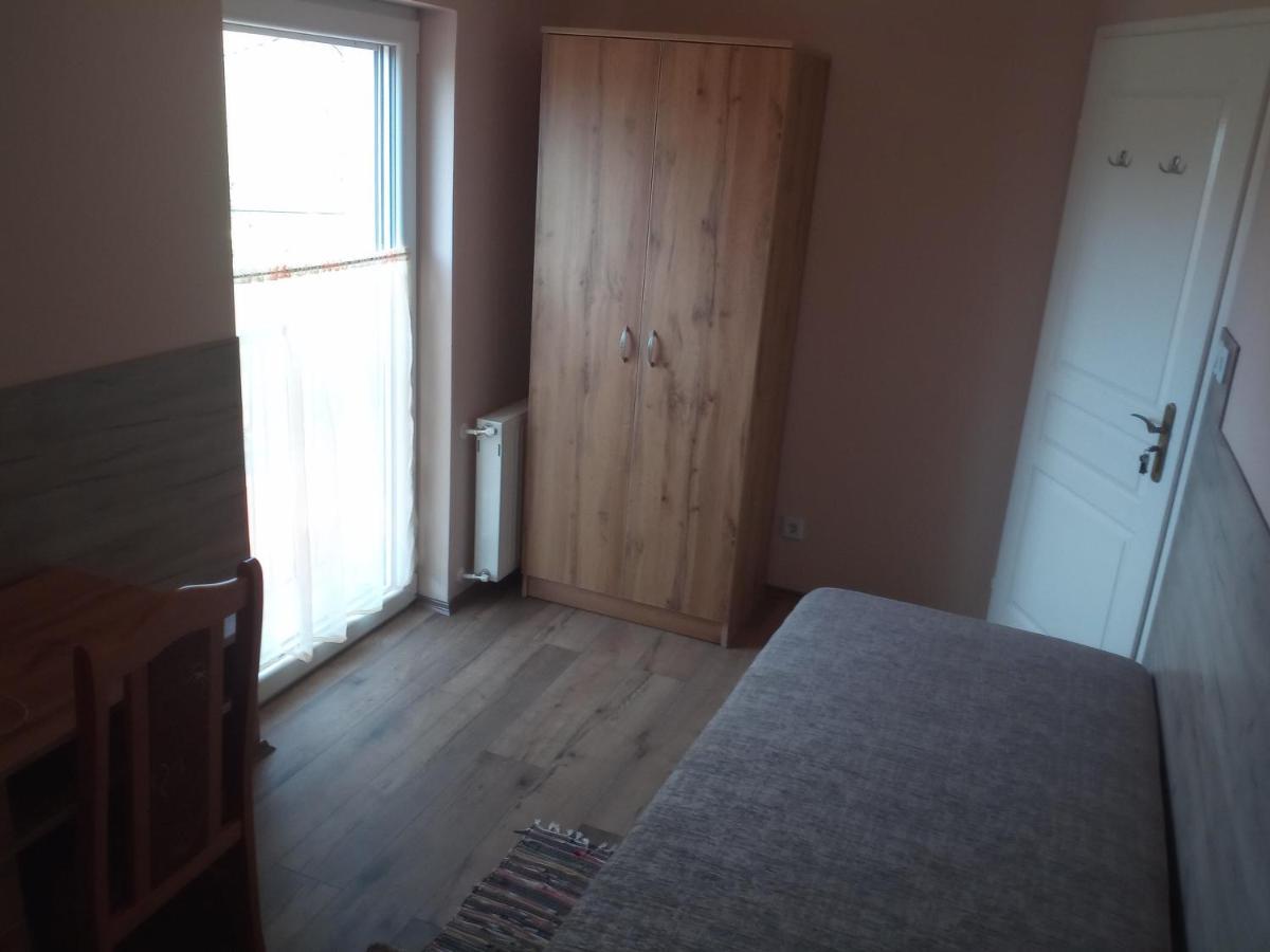 Budai Vam Apartmanhaz ペーチ エクステリア 写真